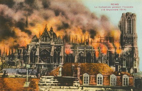 ob_6fc5d1_000-rs-cathedrale-pendant-l-incendie.jpg